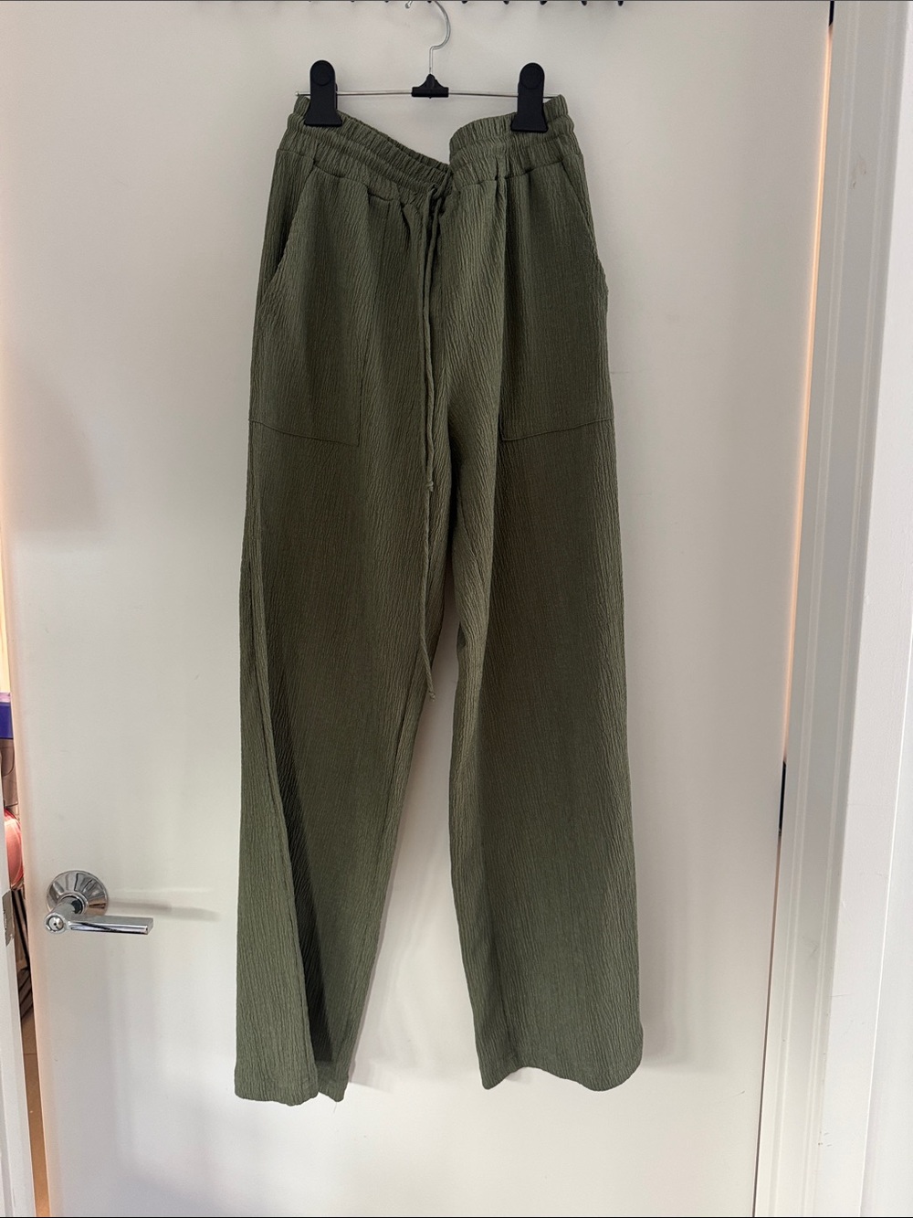 Women’s Olive Green Straight-Leg Drawstring Pants